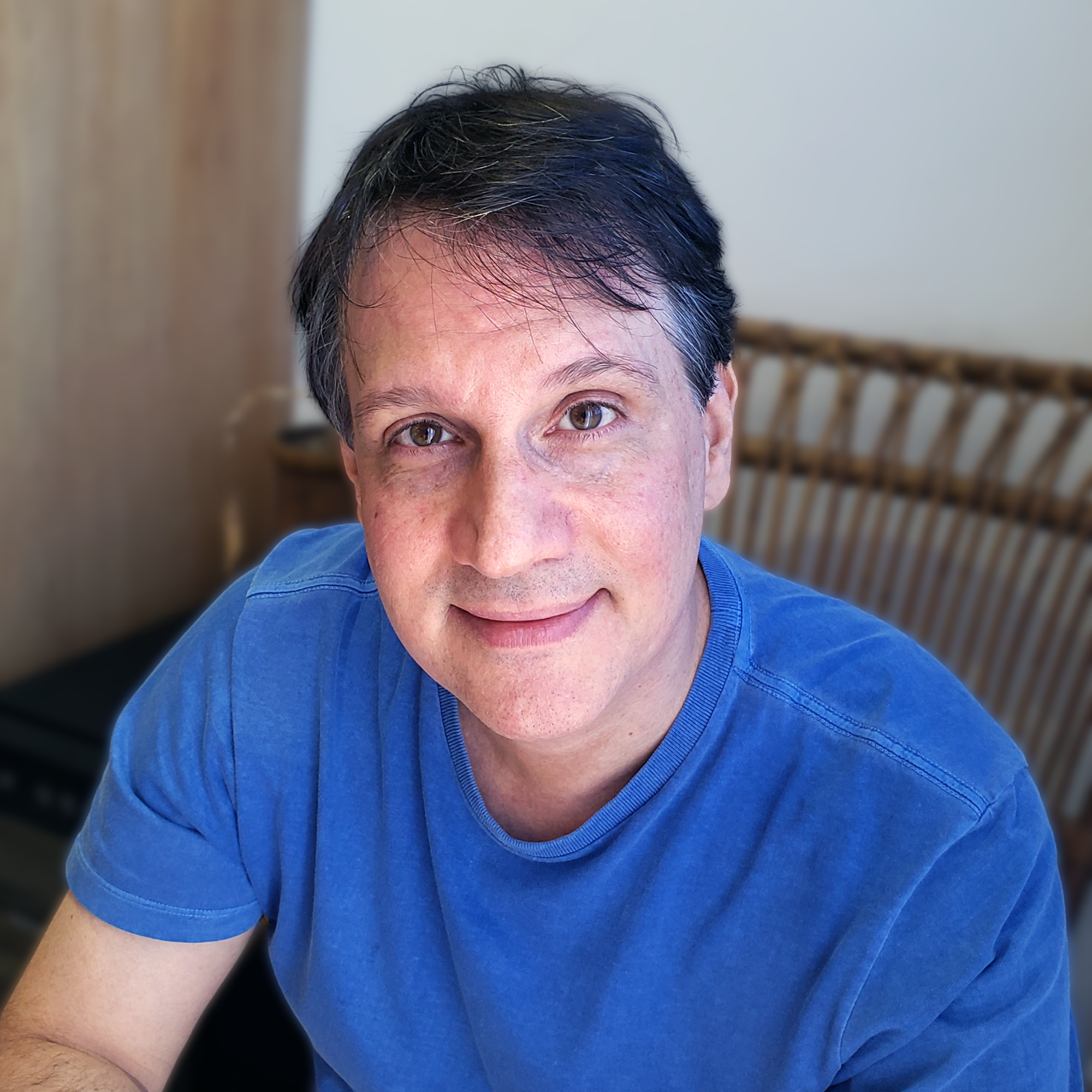 Carlos Mills